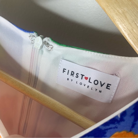 First Love Bubble Sleeve Floral Print Dress - Picture 4 of 5